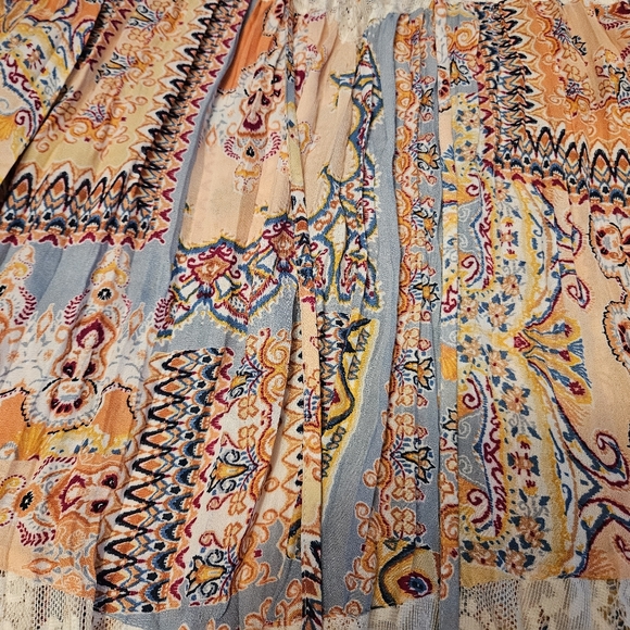 Melissa Paige blouse - Picture 5 of 9